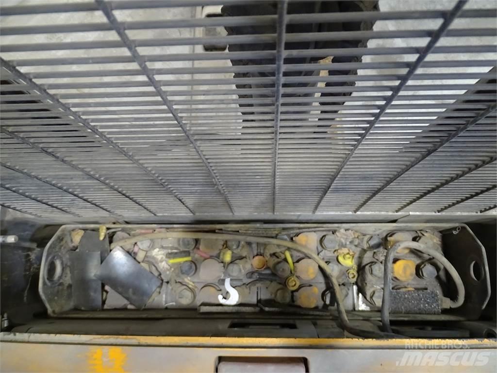 Still EXV10 Ručni električni viličar