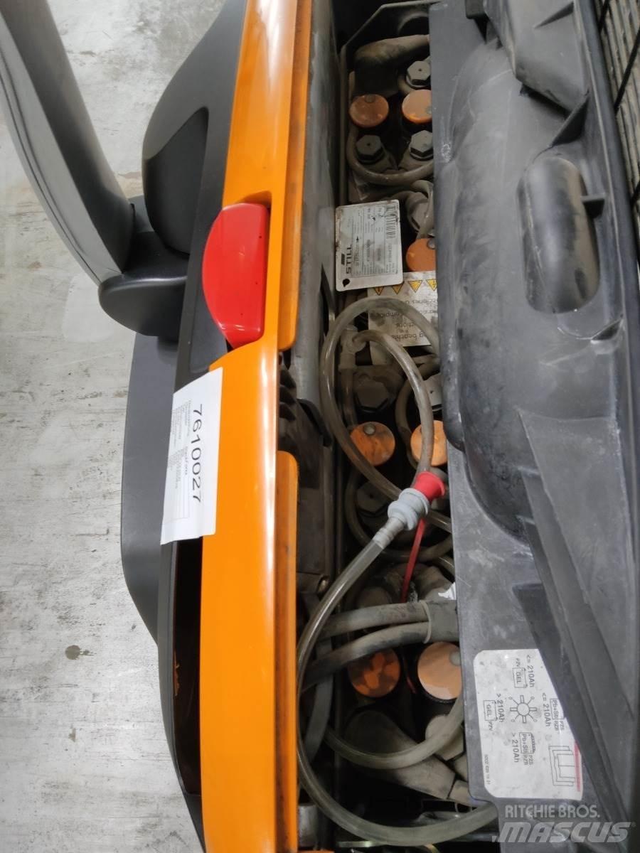 Still EXV12 Ručni električni viličar