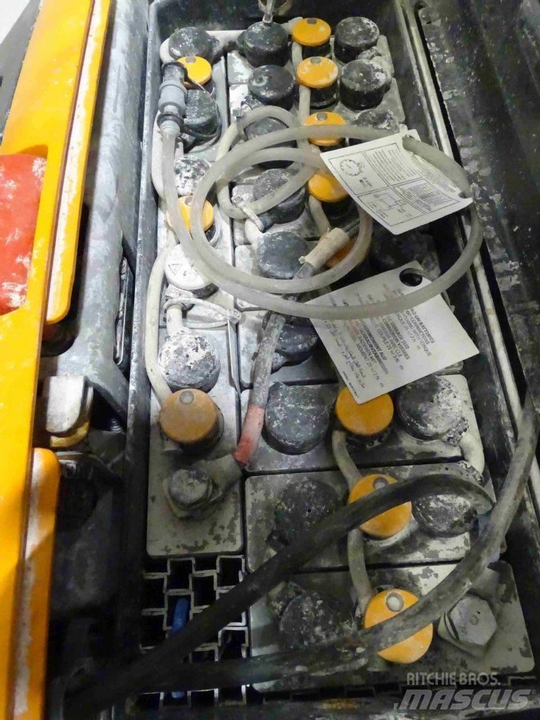 Still EXV12I Ručni električni viličar