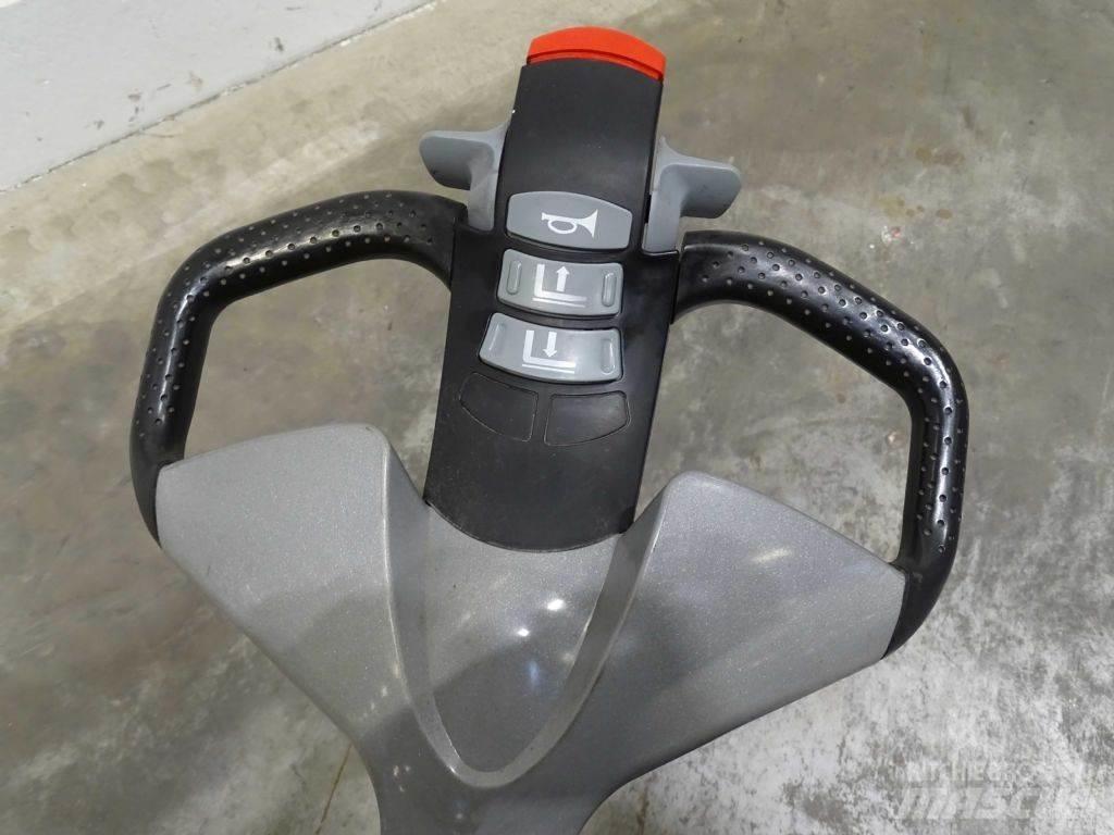 Still EXV14 Ručni električni viličar