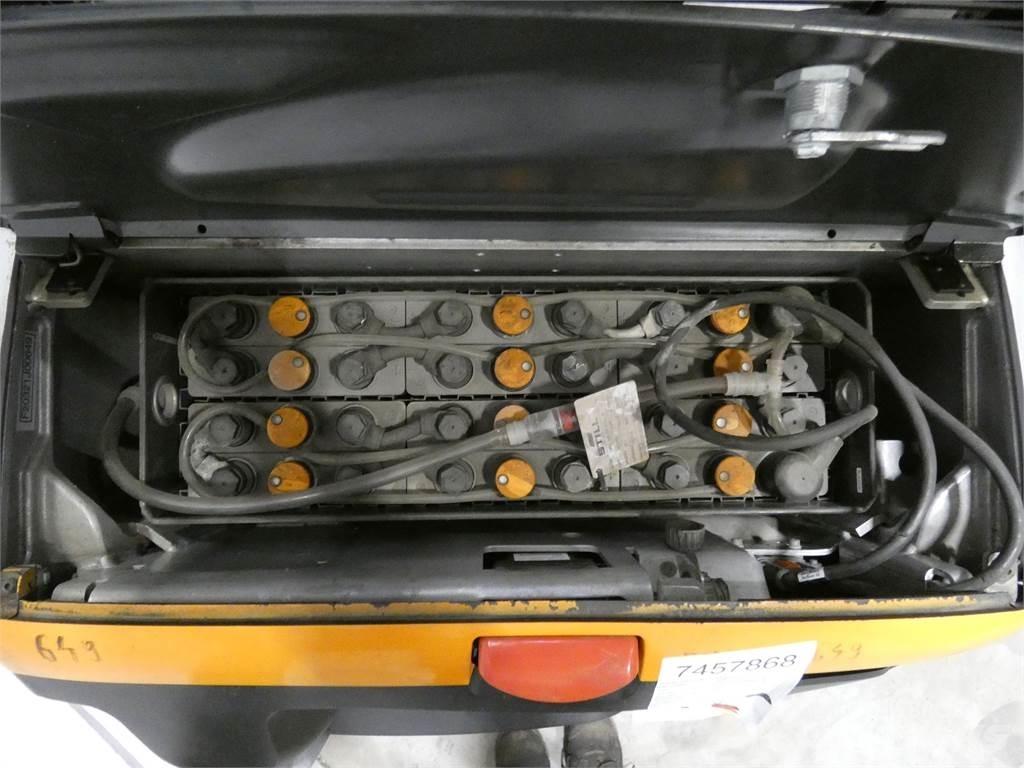 Still EXV14C Ručni električni viličar