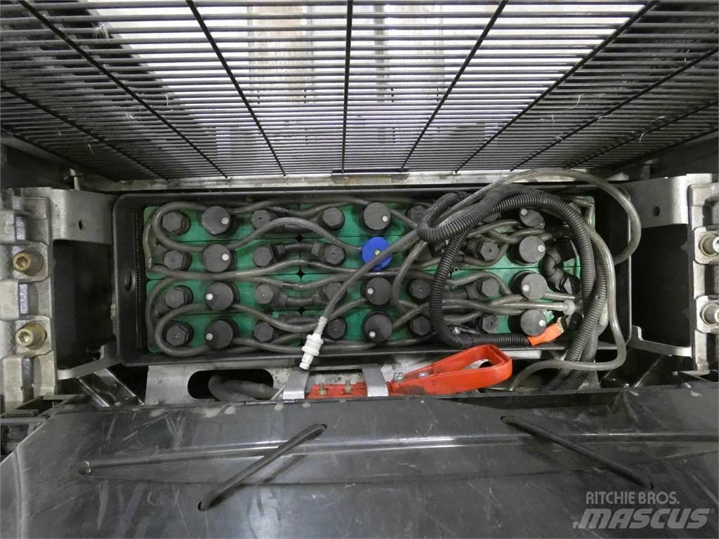 Still EXV16 Ručni električni viličar