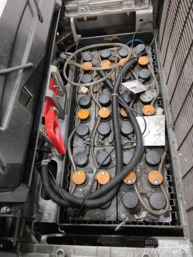 Still EXV20 Ručni električni viličar