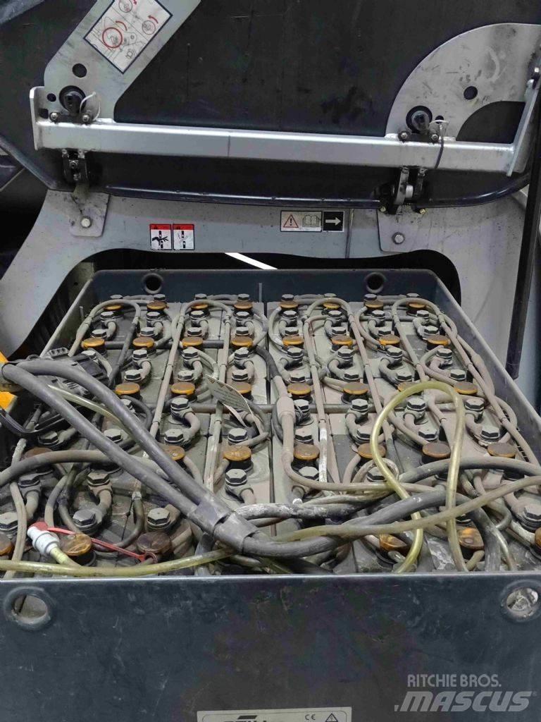 Still RX60-25 Električni viličari