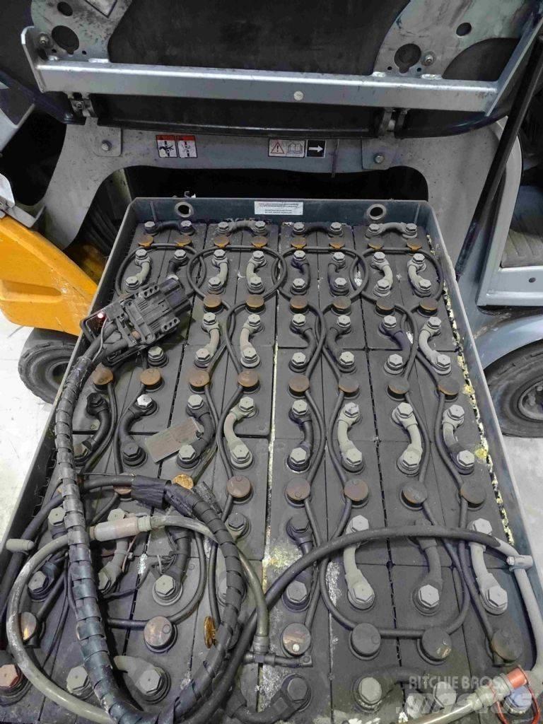 Still RX60-25 Električni viličari