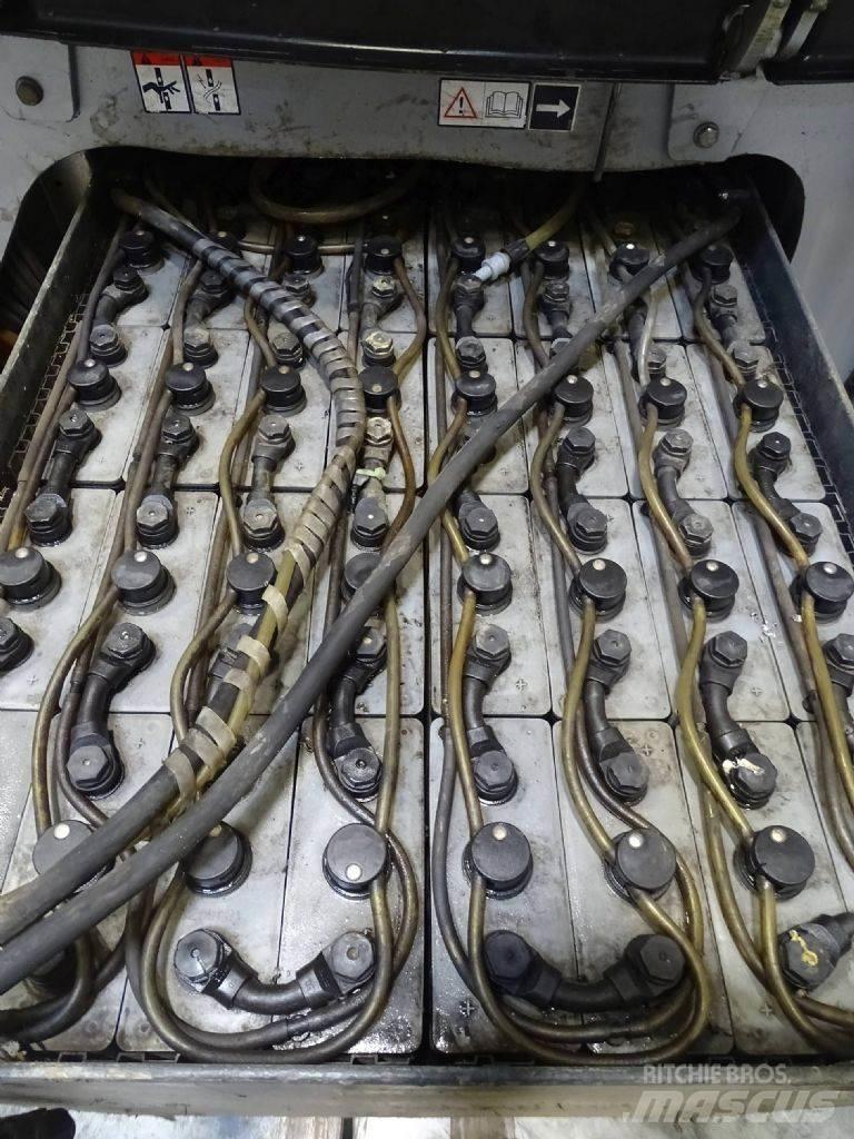 Still RX60-25 Električni viličari