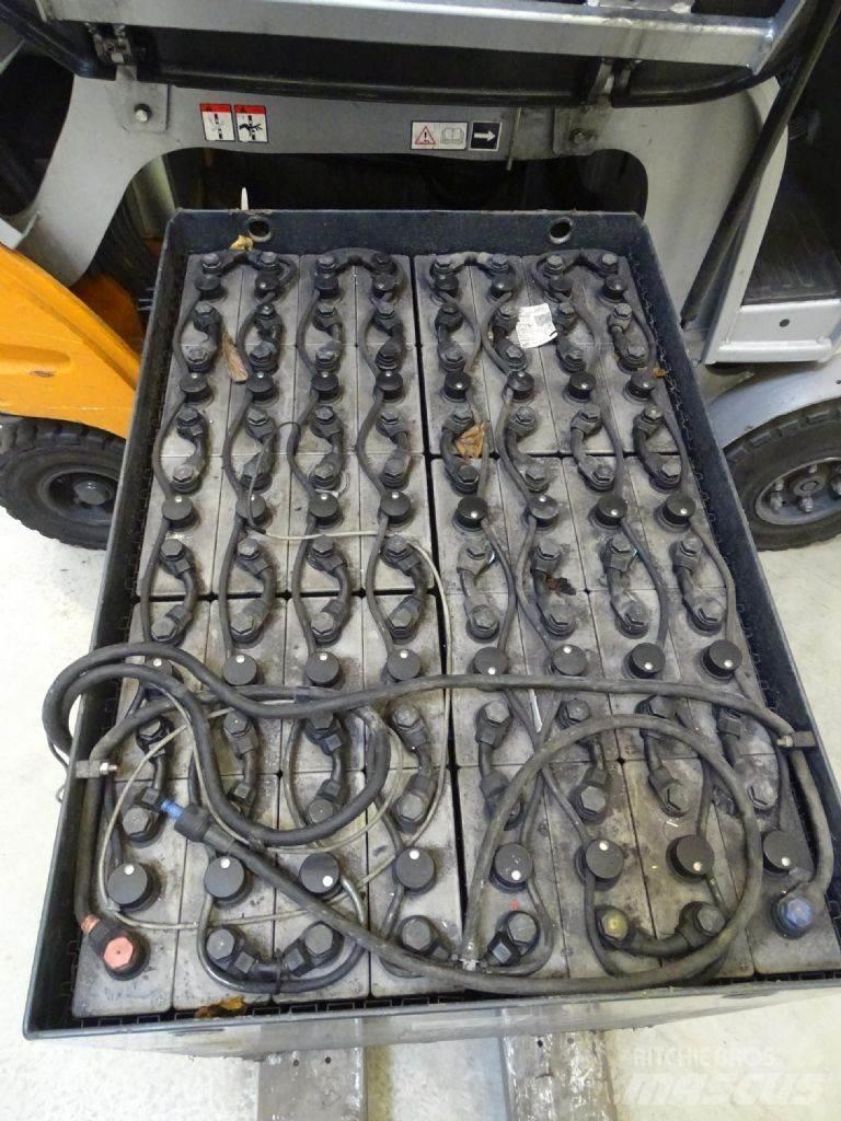 Still RX60-25/600 Električni viličari