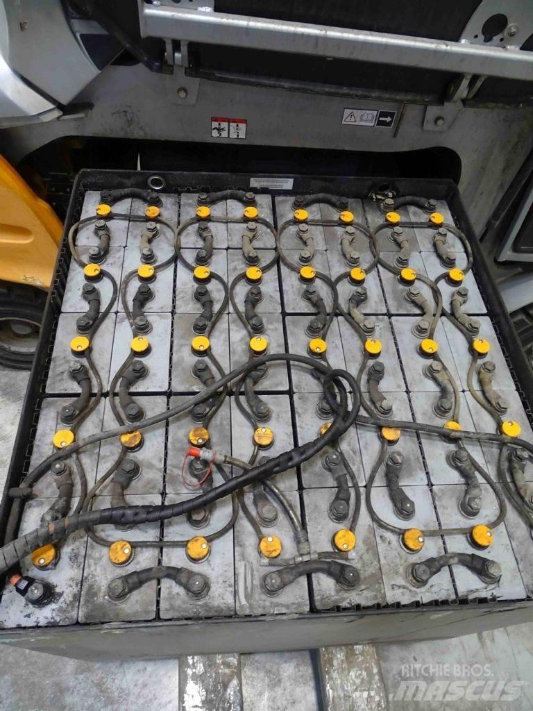 Still RX60-35/600 Električni viličari