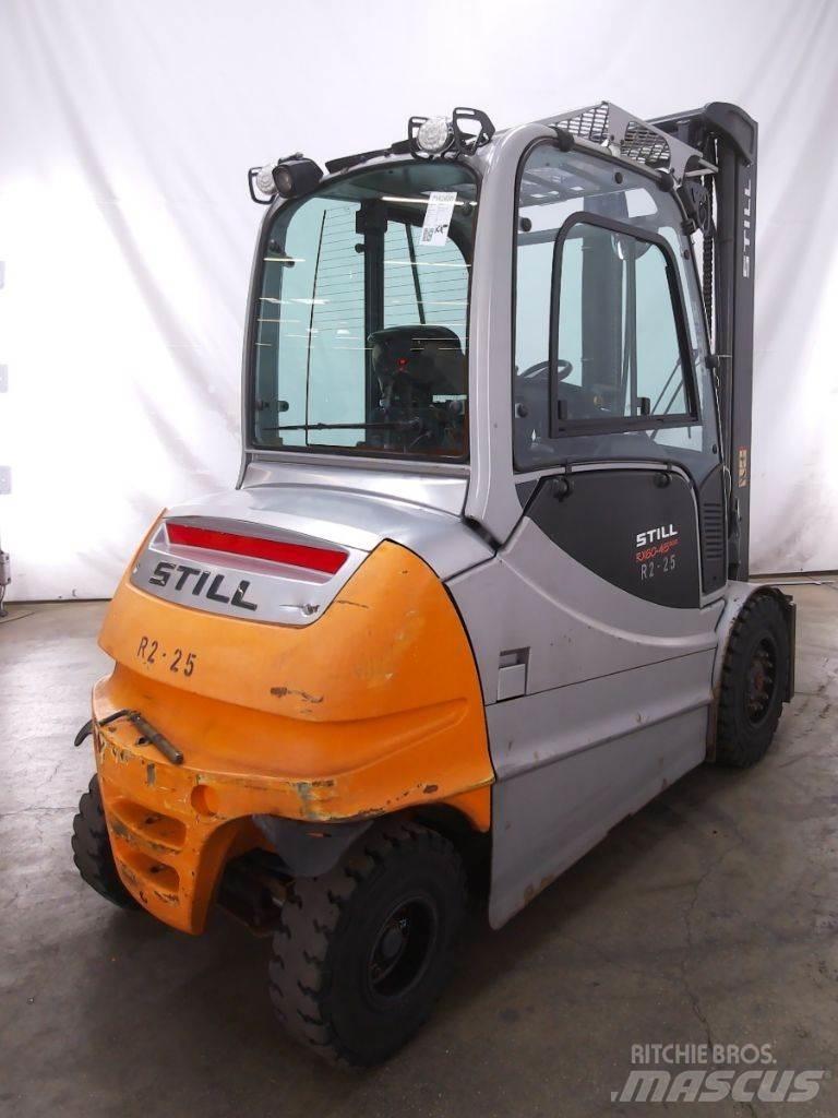 Still RX60-45/600 Električni viličari