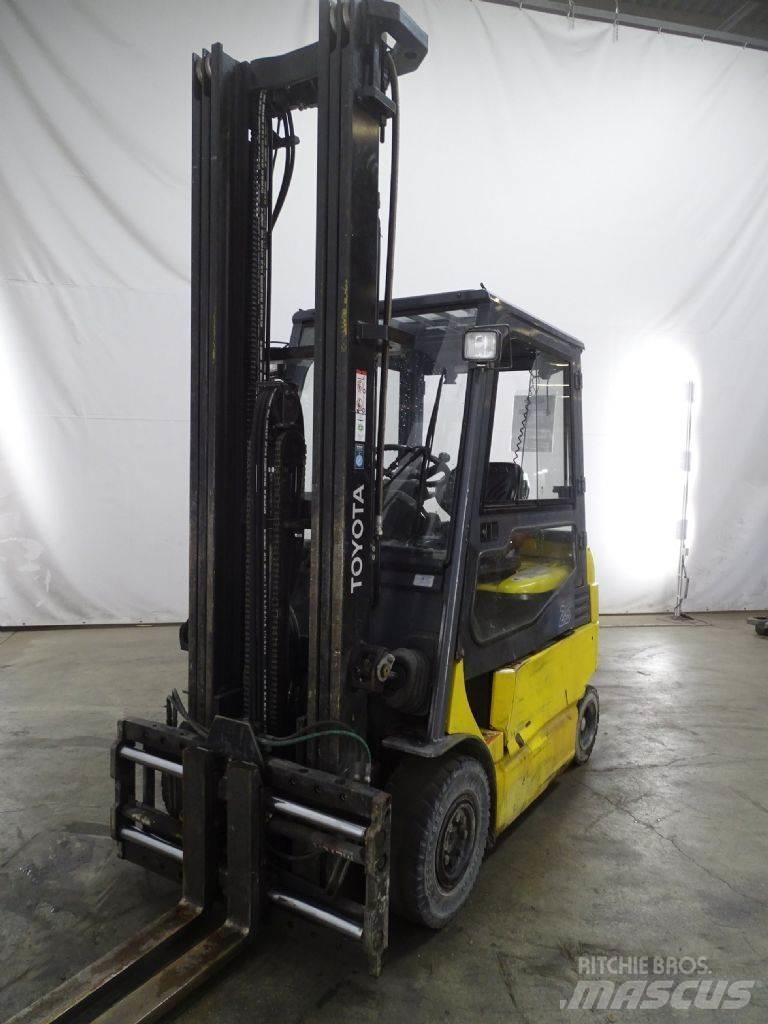 Toyota 7FBMF25 Električni viličari