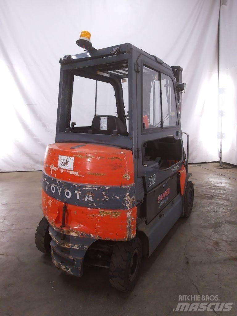 Toyota 7FBMF30 Električni viličari