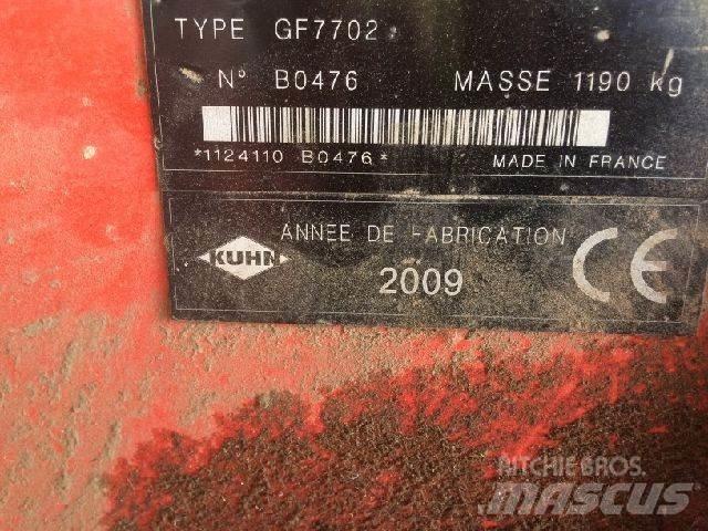 Kuhn GF 7702 Okretači i sakupljači sijena