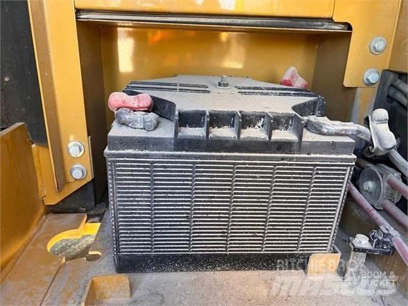 CAT 320 Bageri gusjeničari