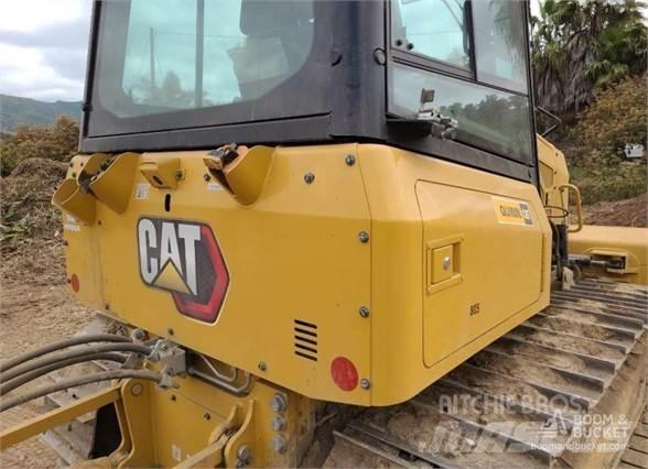 CAT D3 Buldožeri gusjeničari