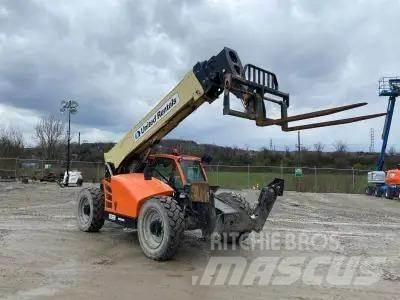 JLG 1055 Teleskopski viličari