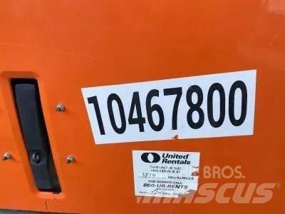 JLG 1055 Teleskopski viličari
