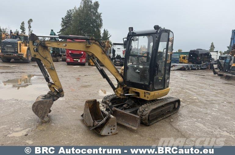 CAT 302.7DCR Mini bageri <7t