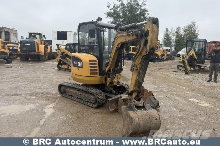 CAT 302.7DCR Mini bageri <7t