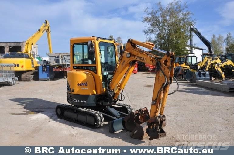 Hyundai R25Z-9AK Mini bageri <7t