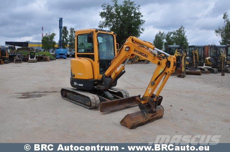 Hyundai R30Z-9AK Mini bageri <7t