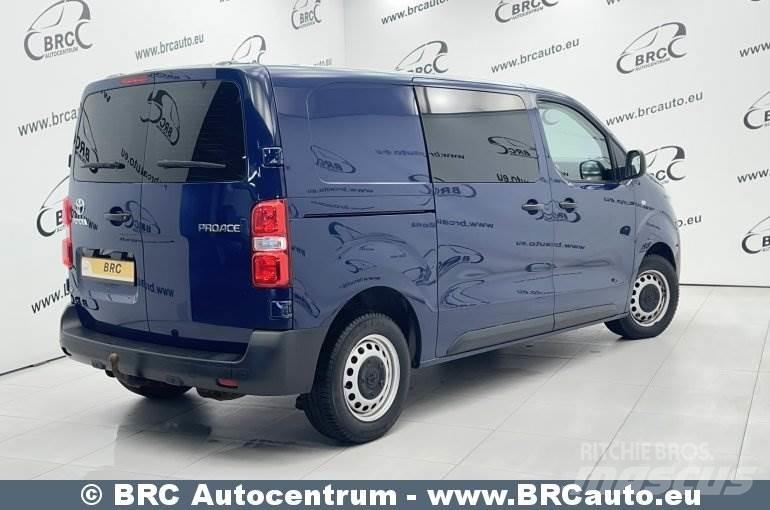 Toyota Proace Sanduk kombiji
