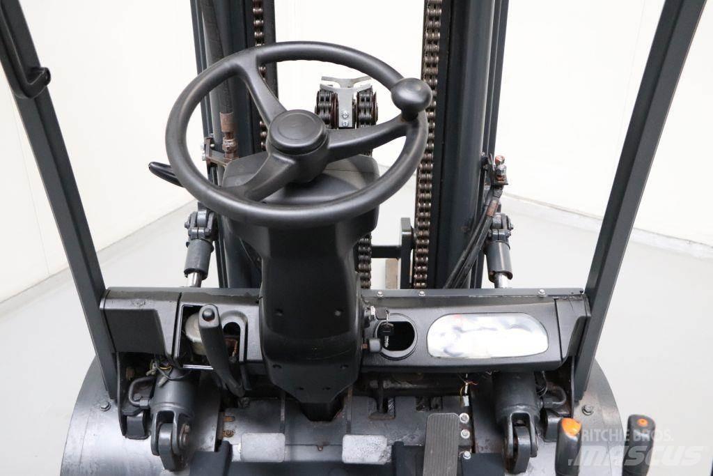 Doosan D35S Dizelski viličari
