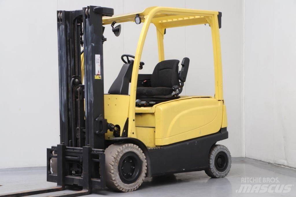 Hyster J2.2XN Električni viličari
