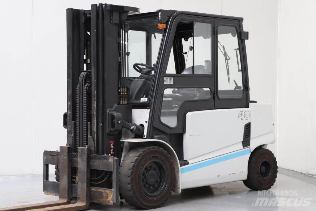 Hyundai 40B-9 Električni viličari