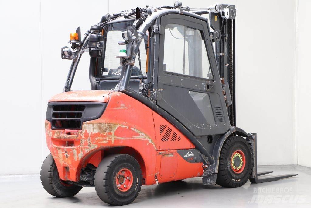 Linde H30D-02 Dizelski viličari