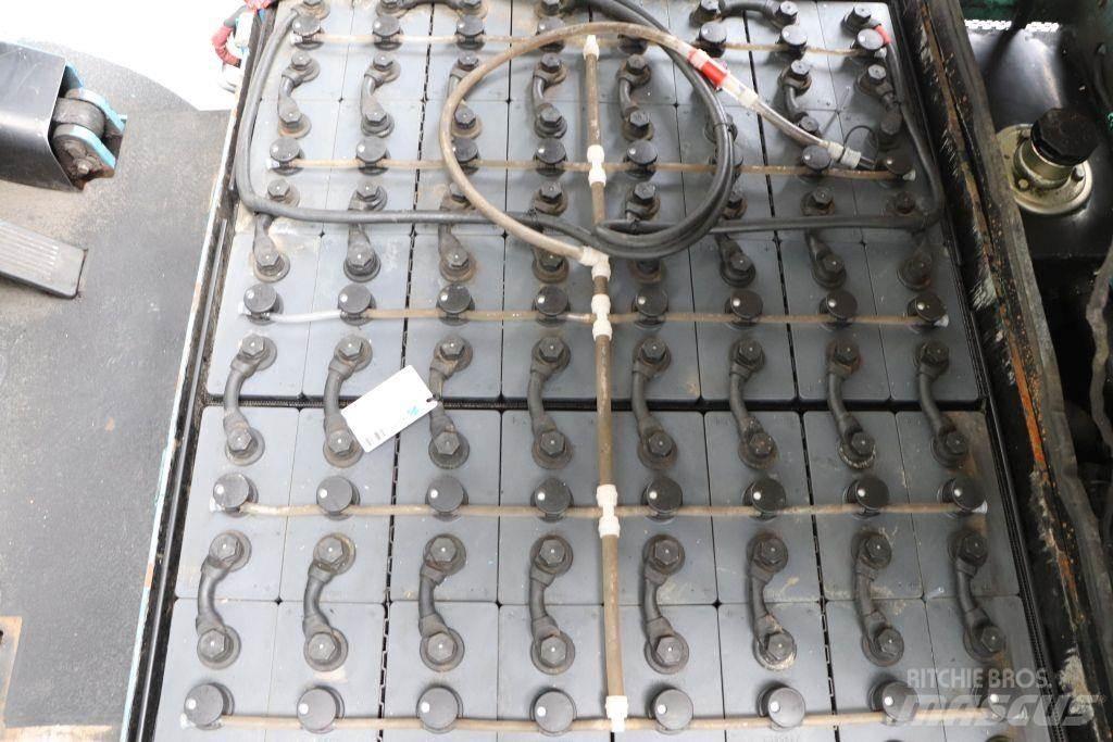 Mitsubishi FBP30 Električni viličari