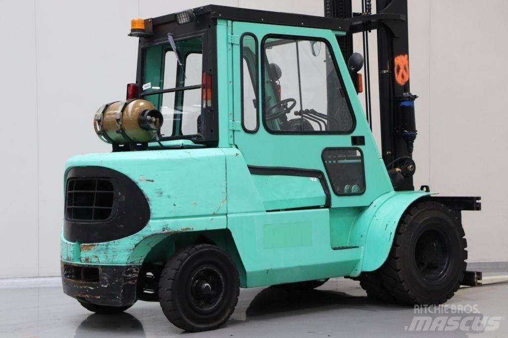 Mitsubishi FG45K Plinski viličari