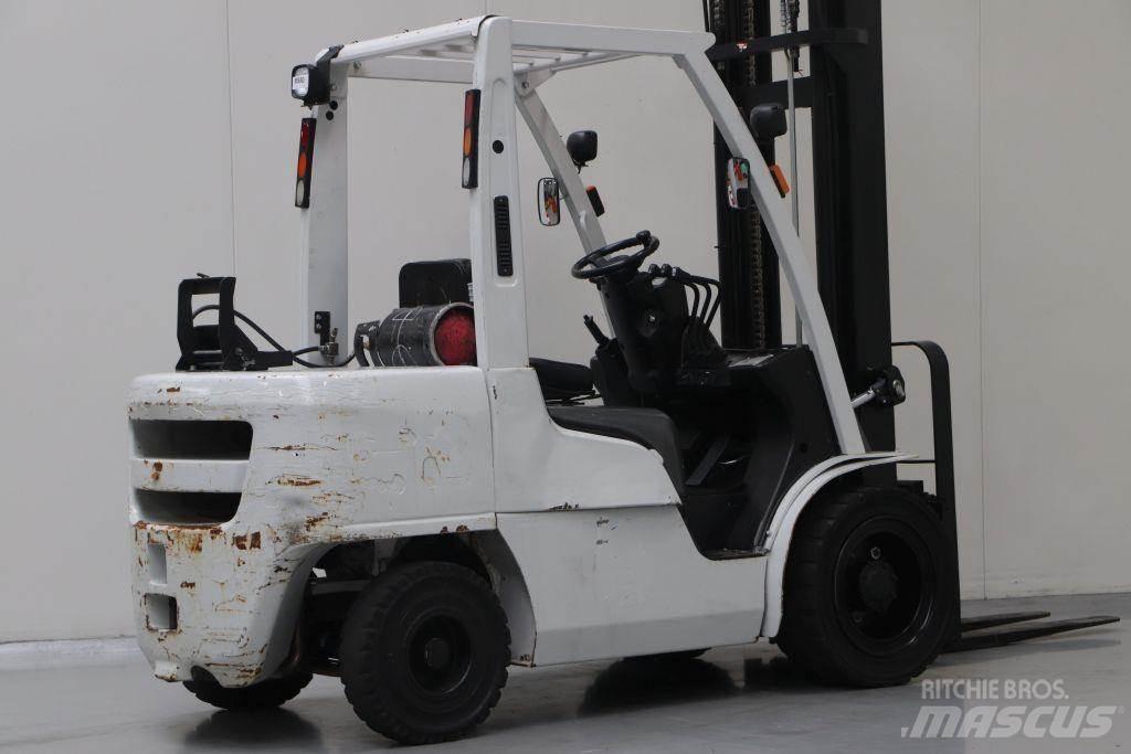 Nissan UG1F2A35DU Plinski viličari