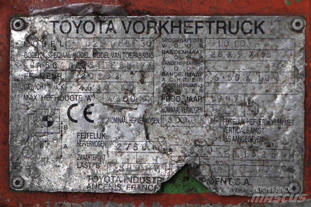 Toyota 02-6FGF30 Plinski viličari
