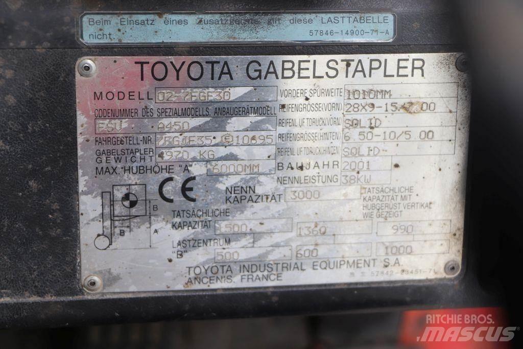 Toyota 02-7FGF30 Plinski viličari