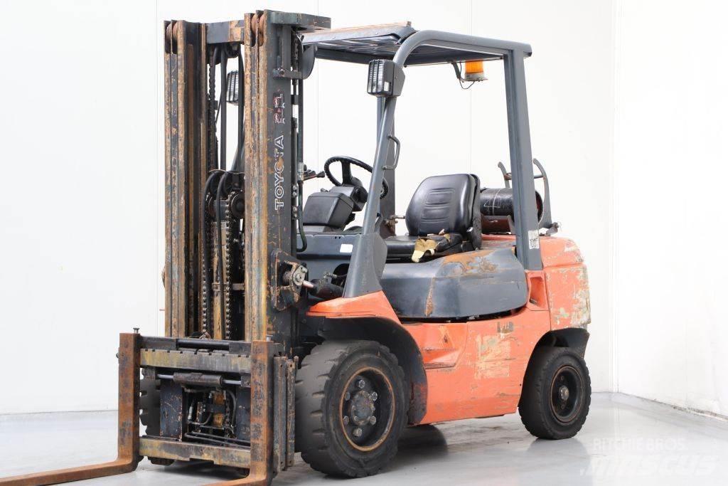 Toyota 02-7FGF30 Plinski viličari