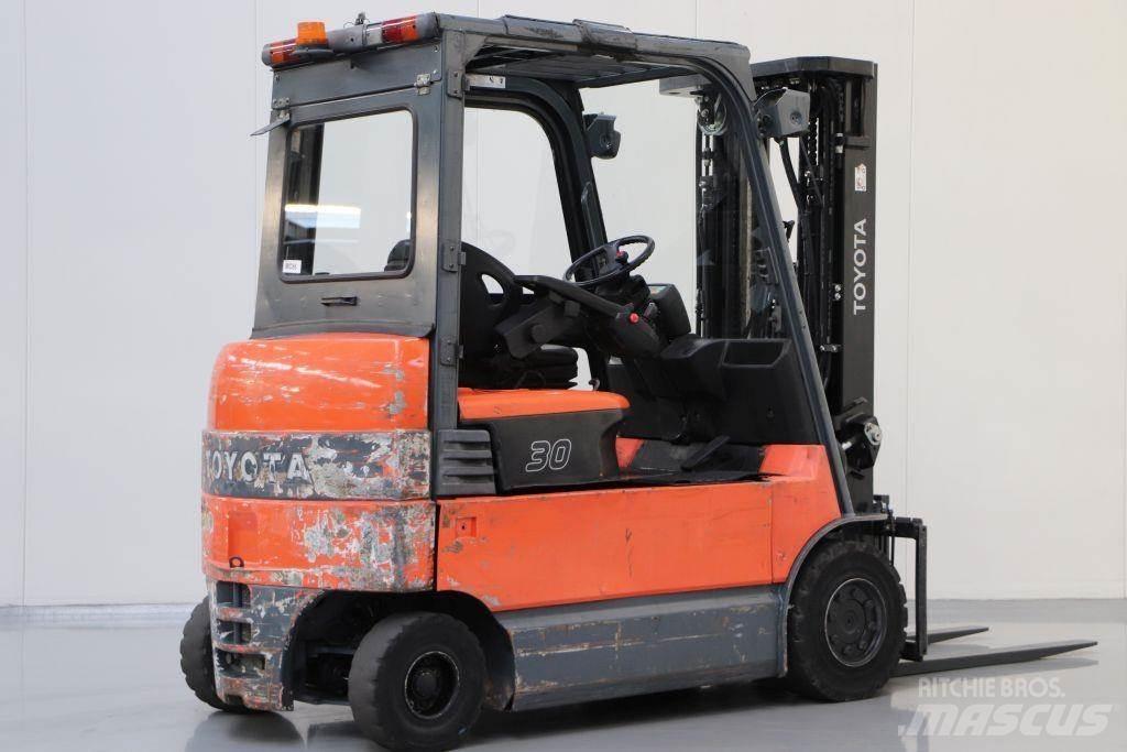 Toyota 7FBMF30 Električni viličari