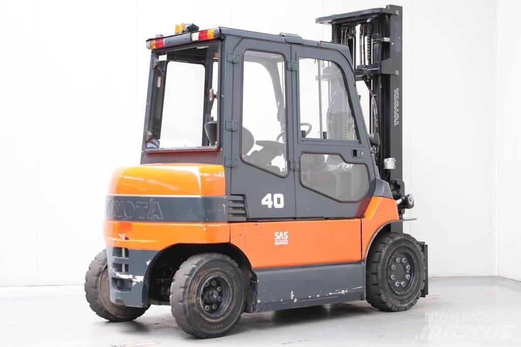 Toyota 7FBMF40 Električni viličari