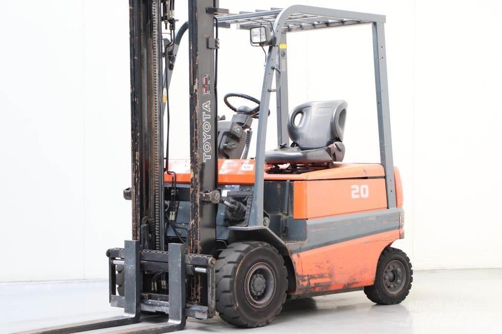 Toyota FBMF20 Električni viličari