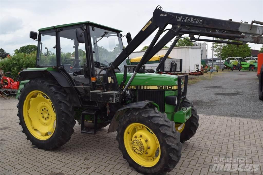 John Deere 1950 Traktori
