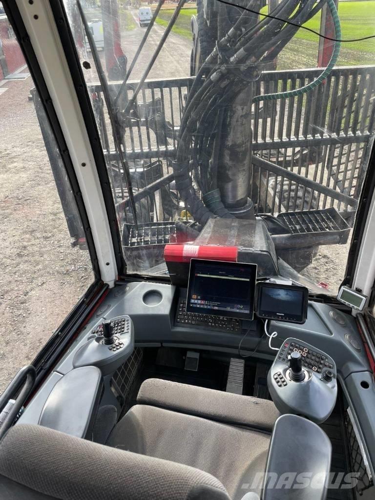 Komatsu 865 Forvarderi