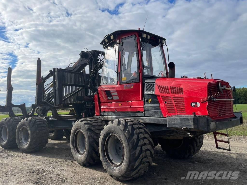 Komatsu 865 Forvarderi