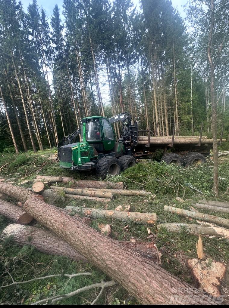 John Deere 1110 E Forvarderi