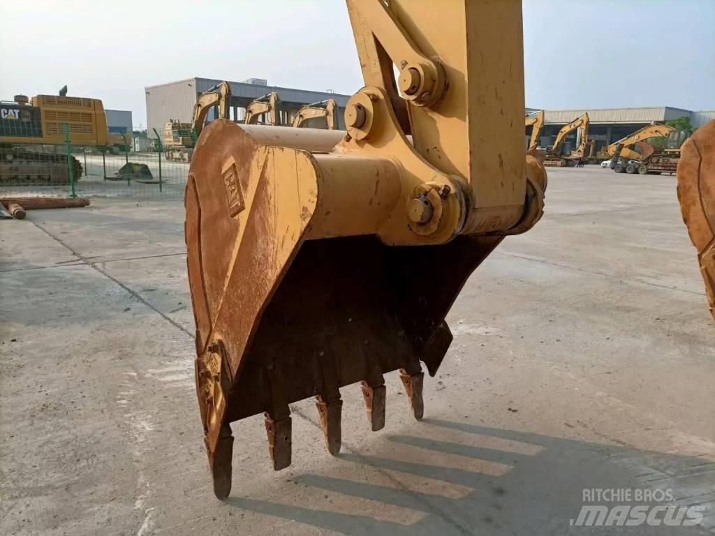 CAT 320GC Bageri gusjeničari