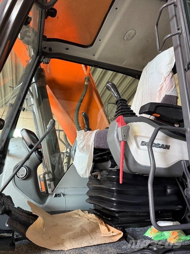 Dossan DX225Lc-5 Bageri gusjeničari