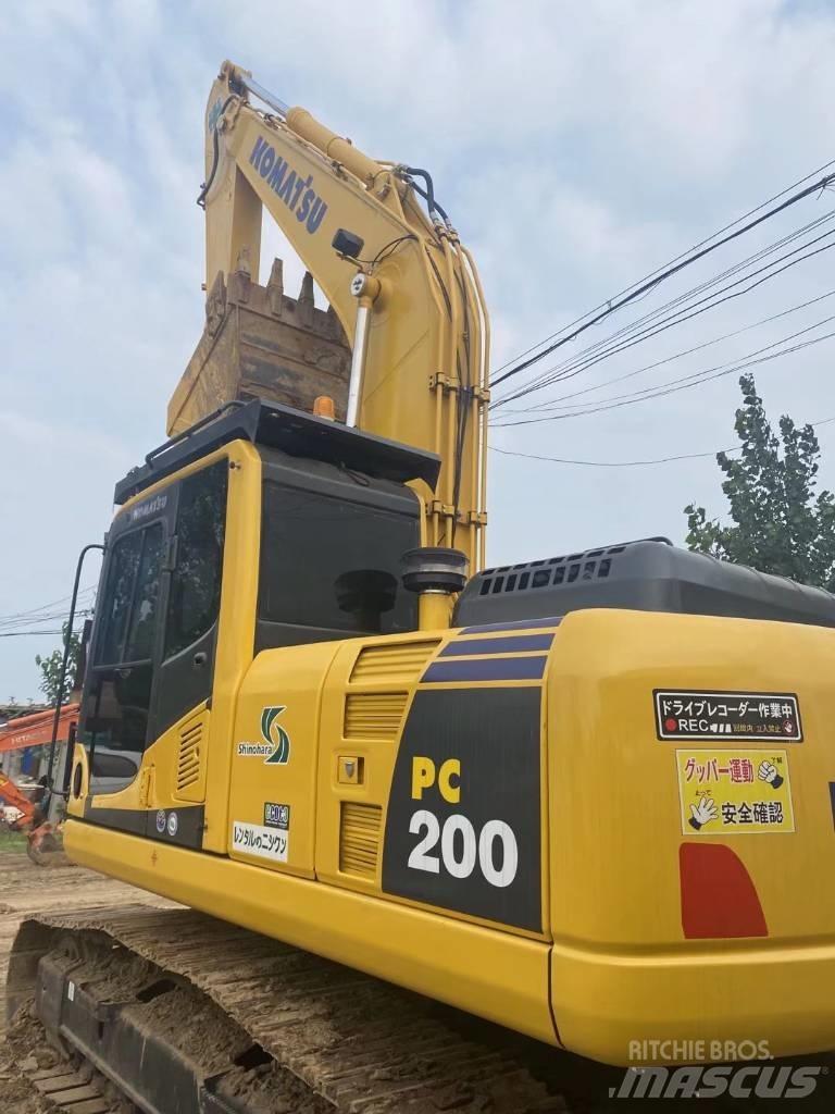 Komatsu pc200-8 Bageri gusjeničari