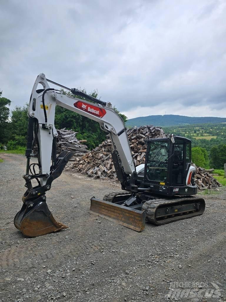 Bobcat E 88 R2 Bageri gusjeničari