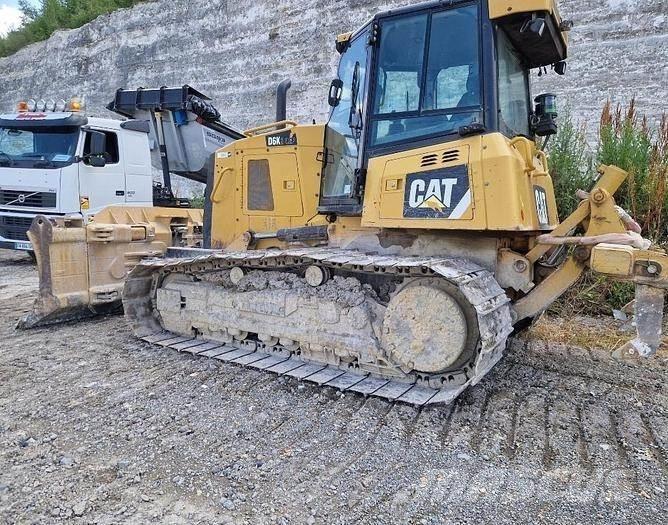 CAT D6K LGP Buldožeri gusjeničari