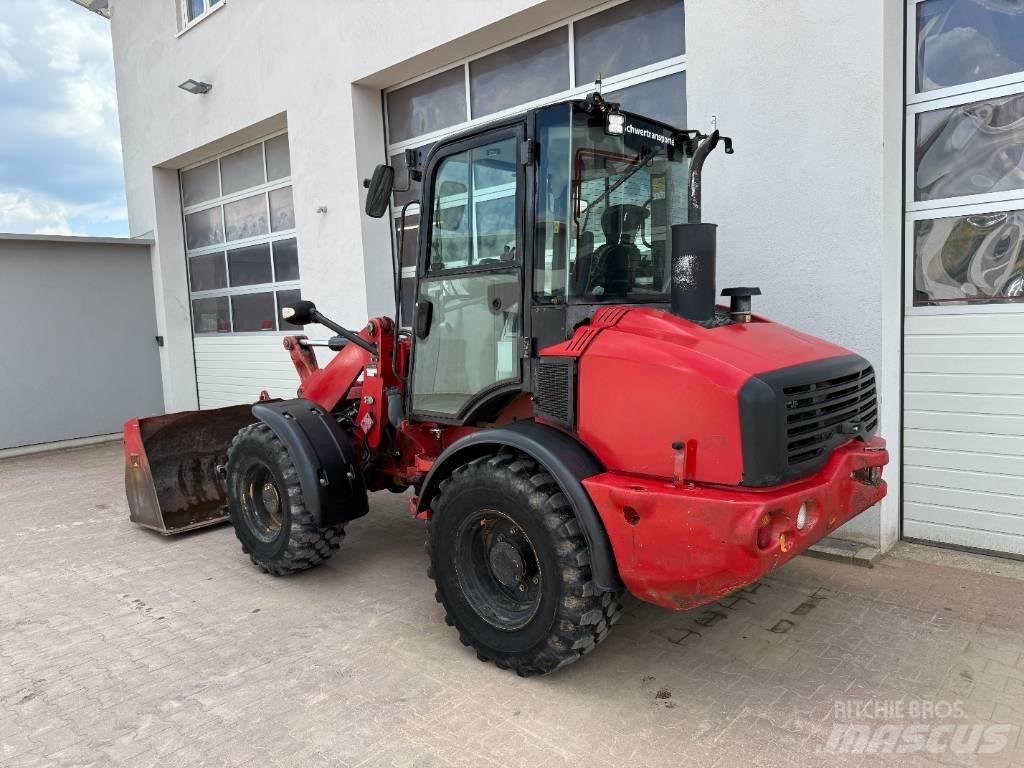 CAT 908 H Utovarivači na kotačima