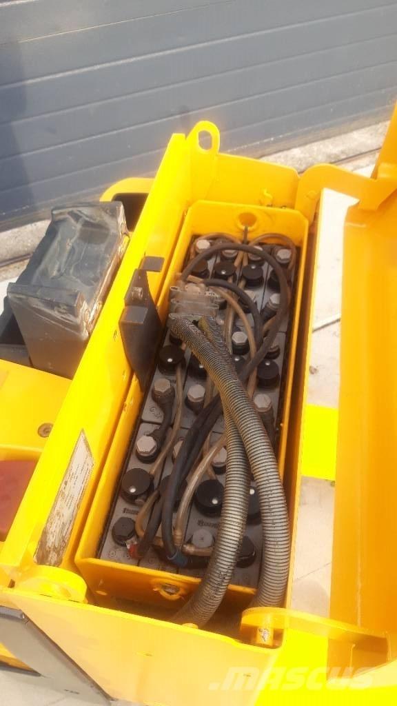 Jungheinrich EJE 120 Nisko podizni električni viličar