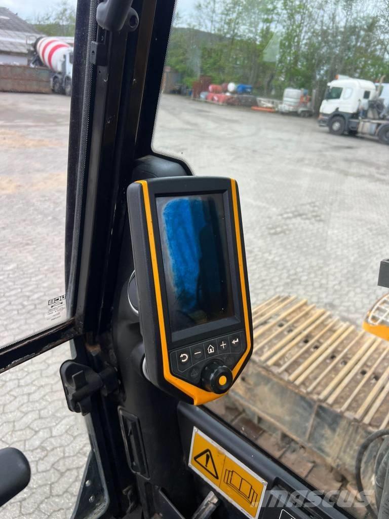 JCB JS 330 LC Bageri gusjeničari